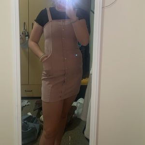 cute, pink dress!! SOOO comfortable!